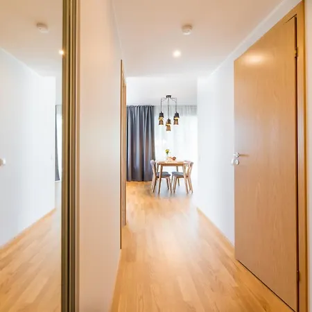 Delta Luxury With Terrace Apartment *